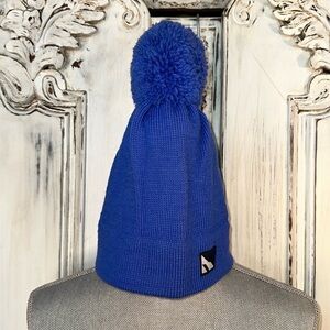 Vintage Serac Handmade in USA Blue PomPom 100% Wool Beanie